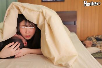 Screaming HUNTB-328 Slow Sex With His Best Friend Next To Him So That He Does not Get Caught In The Futon I Can not Stand Each Other Fun - 1