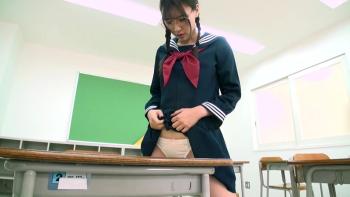 Curvy GUN-851 Stretched Legs Like A Synchronized Swimmer! Straight Legs Are The Only Thing That Can Get Me Off! Yuki Takeuchi Livecams - 1