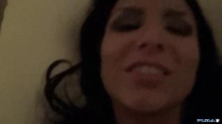 Home Movie Sex in a Hotel with Sexy Romi 4