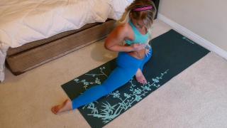 Stunning Cali Carter in Yoga Pants Teases and Fingers herself 5