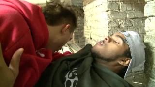 Interracial Fuck in the Dark - Black Guys Fucks Blond Skater Teen 2