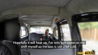 Mia Enters a Taxi for Sex 2