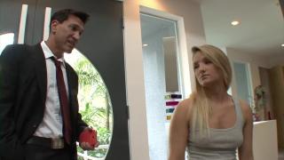 Sexy Blonde Teen knows how to get what she wants from her Stepdad 2