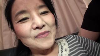 Old Japanese Granny can still get her Pussy Wet for Sex 4