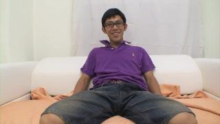 Nerdy Japanese Guy Masturbates and Cums all over himself 3