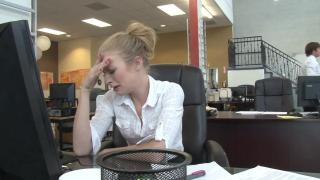 TINY SPINNER AVRIL HALL SWALLOWS AND GAPES FOR BANK EXECUTIVE 3
