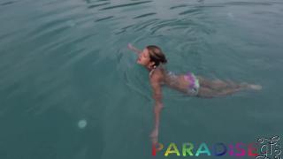 Fucking my Amazing Girlfriend Underwater while on Vacation 4