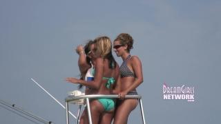 Miami Boat Bash Girls Partying and Flashing 4
