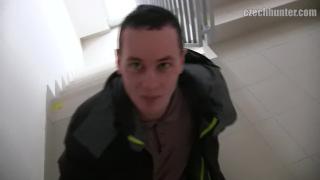 Bigstr - Amateur Dude Fucks Stranger on Staircase for Extra Money 9