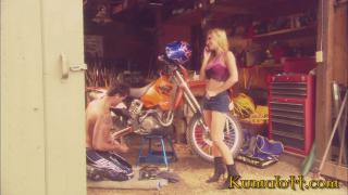 Hot Big Titted Mechanic Dominica Leoni Fucked next to Motorbikes in Garage 1