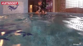 LETSDOEIT - Sex Date in Swimming Pool 4