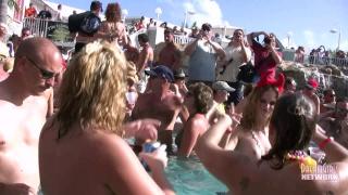 Wild Swinger Pool Party with Lots of Naked Chicks 9