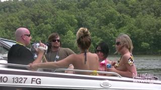 Home Video Voyeur Topless Boat Ride 2