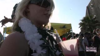Crazy Girls get Naked in VIp of Beach Party 9