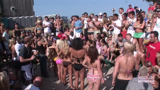 Bikini Twerking Contest on Spring Break 10