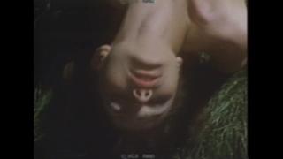 Fucking my Girlfriend on the Grass 2