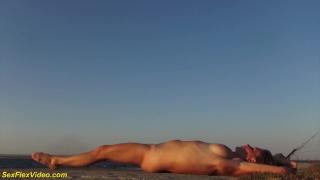 Hot Flexi Girl Alisa Adelson Loves Naked Yoga on the Beach 12