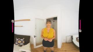 BIG BOOB LANDLADY DOES a DEAL WITH HER TENANT WANKING IN FRONT OF HER 3