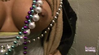 Big Ass Titties get Flashed for Beads at Mardi Gras