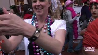 Big Ass Titties get Flashed for Beads at Mardi Gras 4