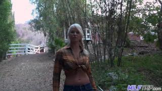 Busty MILF Cowgirl London River Rides Big Dick after Oil Massage 3