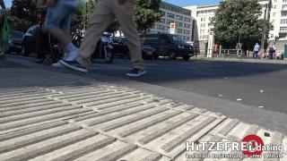 Hitzefrei.dating PUBLIC Main Street Blowjob & Crazy Sex Work out MELINA MAY 2
