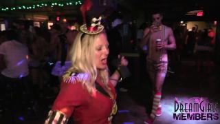 Gorgeous Exhibitionists & Swingers Party Hard in Key West 8