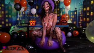 Kitty Carrera Sexy Witch Halloween Balloon Bash - AmateurBoxxx 11