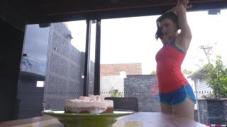 Busty Hairy Amateur Luci Q Gets Messy with Cake before Masturbation 2