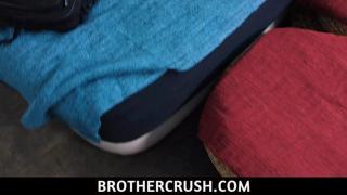 Brother Crush-Cute Teen’s Anatomy Lesson Ends in Bareback Sex 2