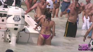 Sexy Bikini Girls Bump Grind & Show their Tits in Miami 1