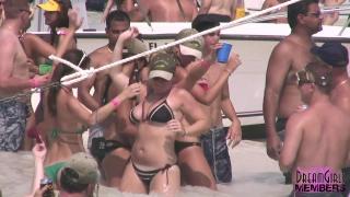 Sexy Bikini Girls Bump Grind & Show their Tits in Miami 2