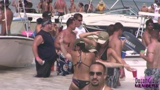 Sexy Bikini Girls Bump Grind & Show their Tits in Miami 7