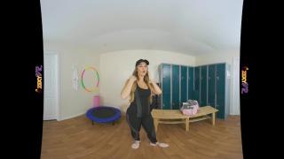 British Girl Katie Louise Nude Striptease after Gym (VR 180 3D) 3