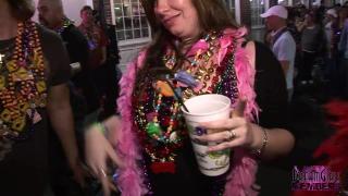 Huge Natural Boobs Flashed on Bourbon St at Mardi Gras 2