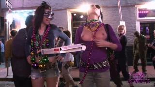 Exhibitionist Wives & Girlfriends Show it all at Mardi Gras 10