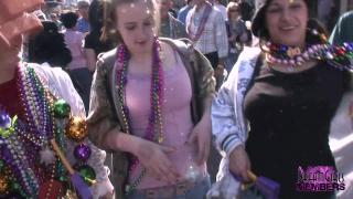 Daytime Party Girls Earn Beads for Boobs at Mardi Gras 8