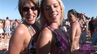 Getting Hot Girls to Flash at Wild Spring Break Beach Party 1