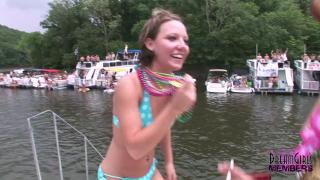Lake of the Ozarks Party with Girls Showing Pussy 2