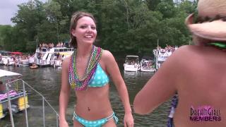 Lake of the Ozarks Party with Girls Showing Pussy 3
