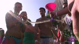 Awesome Spring Break Beach Party & Hot Girl Peeing 2