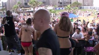 College Freaks Twerk in Bikinis ON Spring Break 3