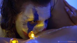 Massage Rooms - Joker gives wonder Woman a Massage 7