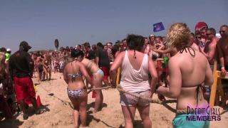 Bikini Beach Tug of War 12