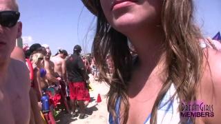 Bikini Beach Tug of War 9