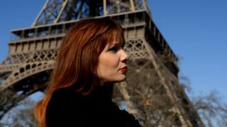 NATASHA SMOKING FETISH AT EIFFEL TOWER 11