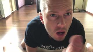 Good Russian Gay Skut Sucks a Big Juicy Cock and Takes it in his Mouth 7