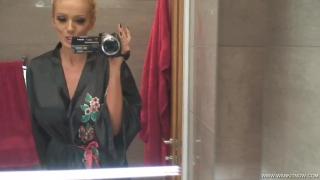 Lucy Zara Handycam Bath JOI 1