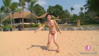 Japanese Teen Play with a Yoga Ball and Showers off at the Beach [BKOH-001] 2