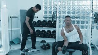 Noir Male - two Hot Gym Buddies Mateo Fernandez & Zario Travezz Making out 1